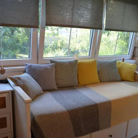 別荘 Stone Corner I Ruhiges Steinhaus Mit Garten Nahe Rovinj & Meer ロヴィニ