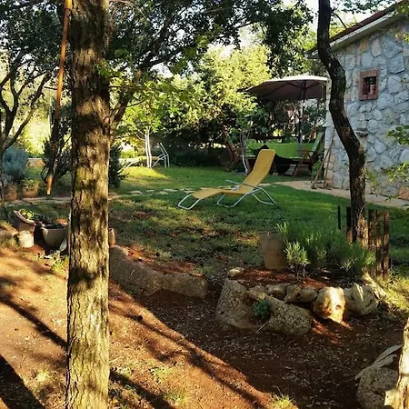 Stone Corner I Ruhiges Steinhaus Mit Garten Nahe Rovinj & Meer *